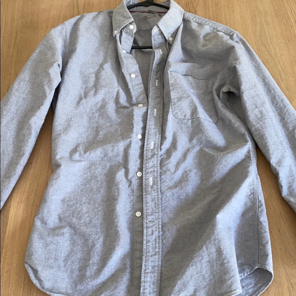 Uniqlo light grey Oxford button down